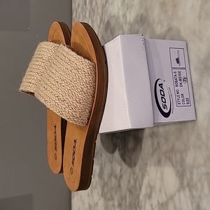 Soda Slide Sandles